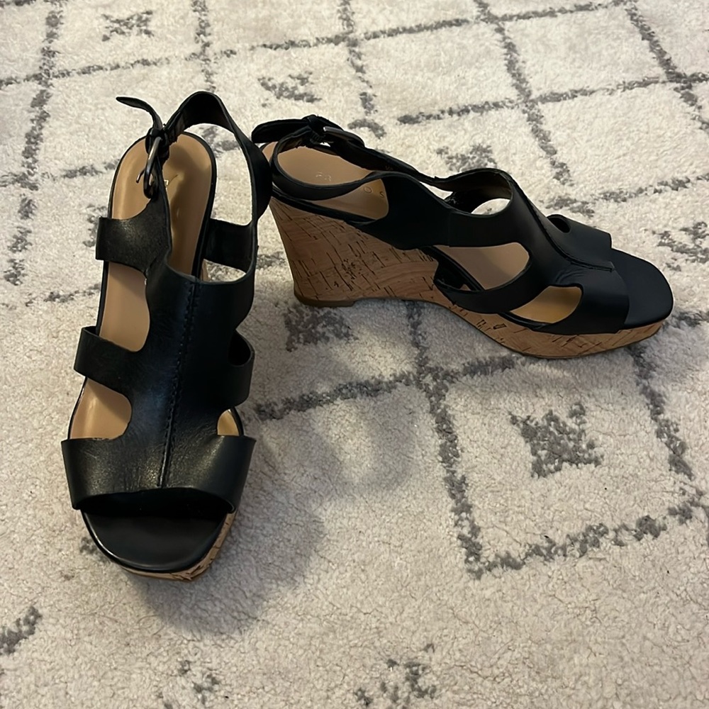 Franco Sarto black leather wedge heels, sz 7